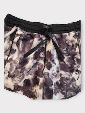 Size 6 - Lululemon Hotty Hot Short