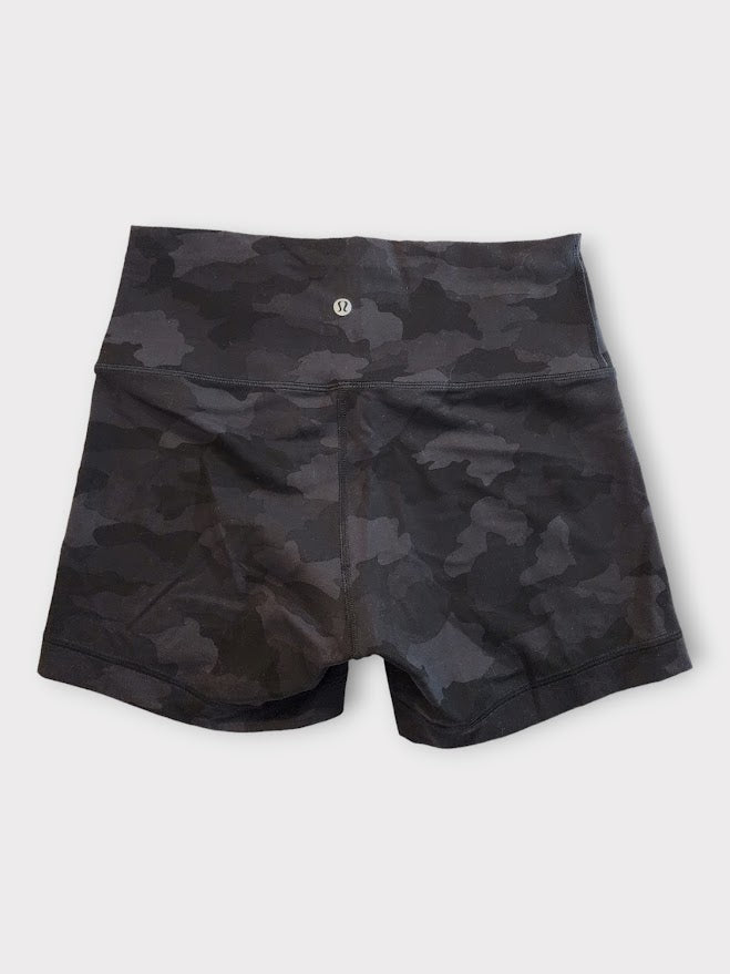 Size 10 - Lululemon Wunder Train High-Rise Short 4*