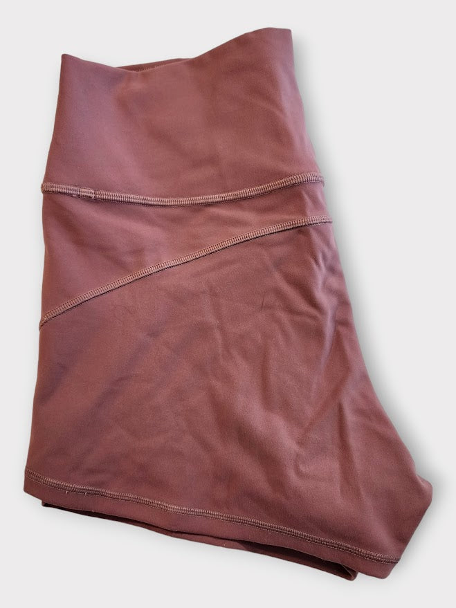 Size 10 - Lululemon In Movement Short *Everlux 2.5*