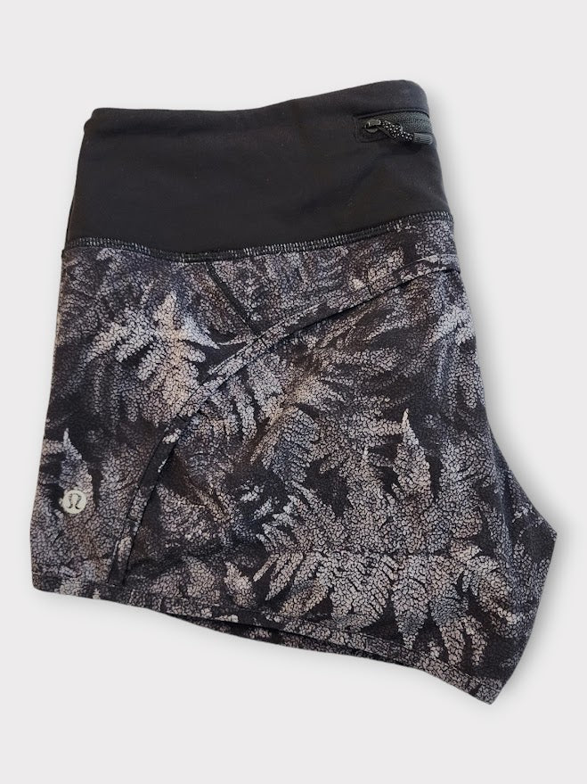 Size 8 - Lululemon Run Times Short (4-way Stretch 4*)