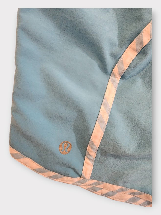 Size 4 - Lululemon Run: Track Attack Short