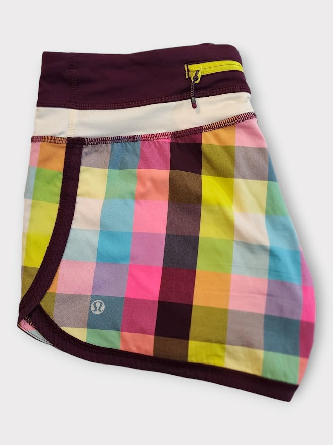 Size 4 - Lululemon Groove Shorts