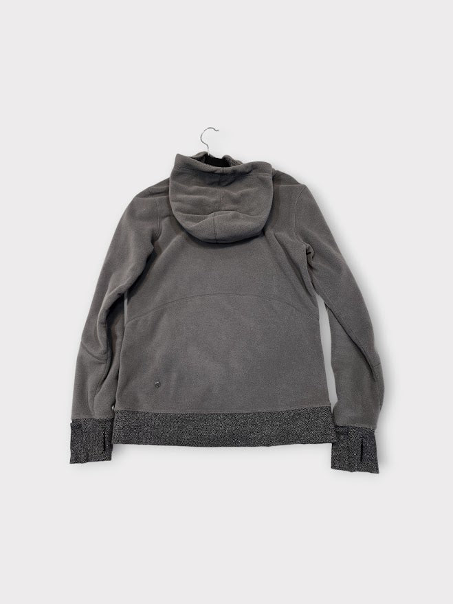 Size 6 - Lululemon Runaway Fleece