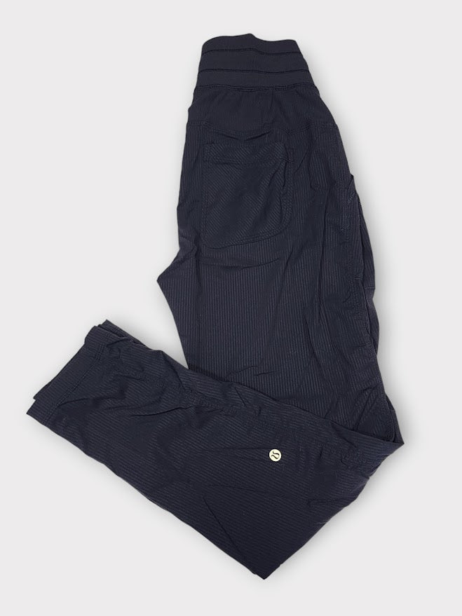 Size 4 - Lululemon Street to Studio