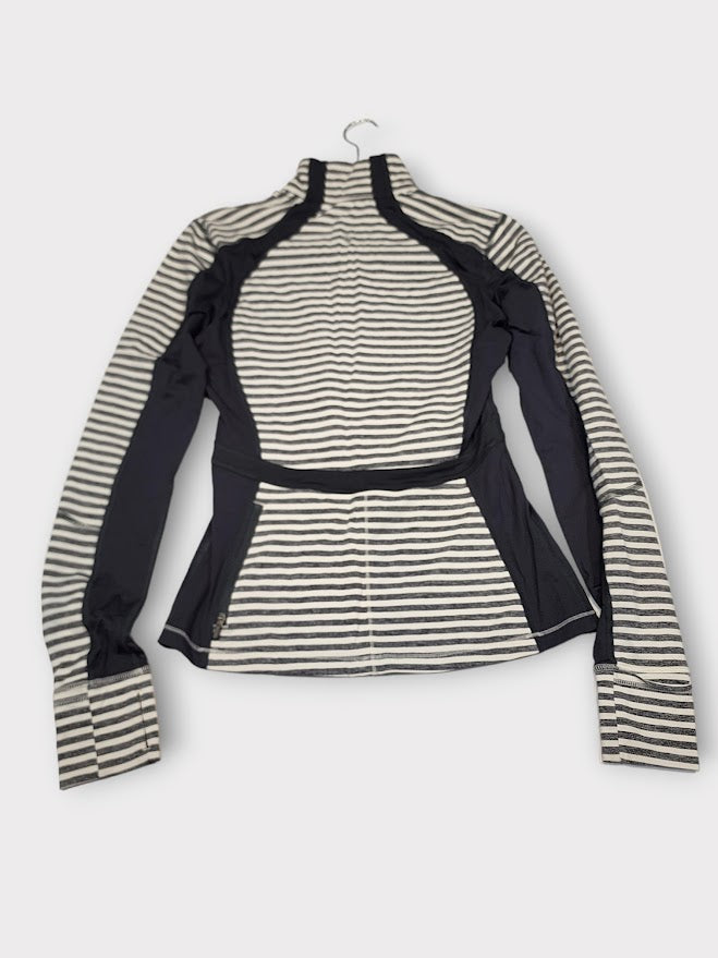 Size 4 - Lululemon 1/2 Zip Pullover