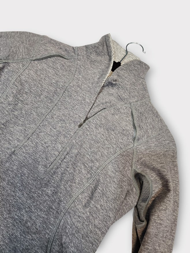 Size 6 - Lululemon Think Fast Pullover