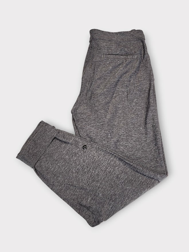 Size 6 - Lululemon Jet Crop (Slim) Pant