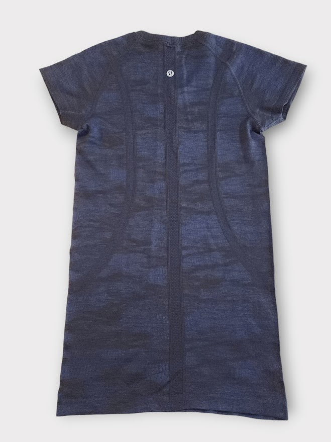 Size 4 - Lululemon Swiftly Tech Short Sleeve Crew