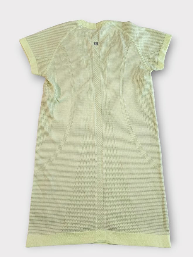 Size 4 - Lululemon Swiftly Tech Short Sleeve Crew