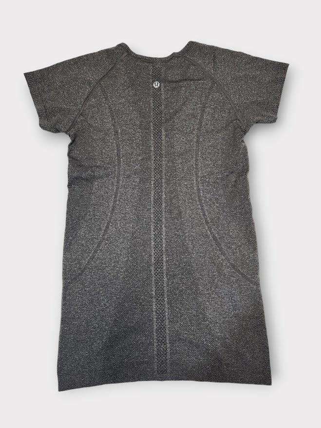 Size 6 - Lululemon Swiftly Tech Short Sleeve V neck