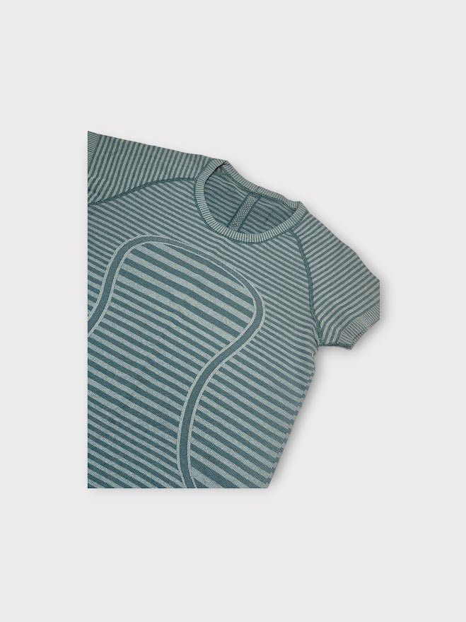 Size 10 - Lululemon Swiftly Tech Short Sleeve Crew