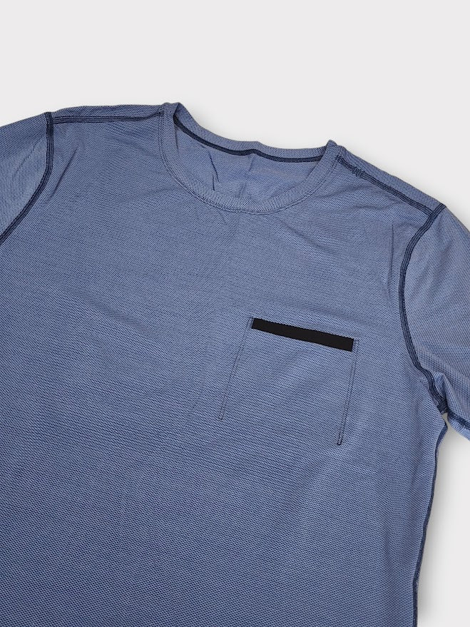 Medium - Lululemon Short Sleeve Shirt
