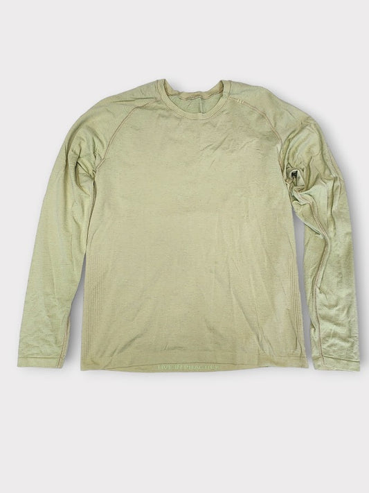 Large - Lululemon Long sleeve