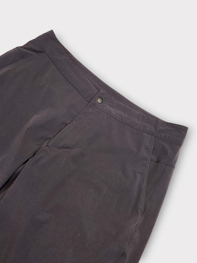 Medium (34*) - Men's Lululemon ABC Short 9*