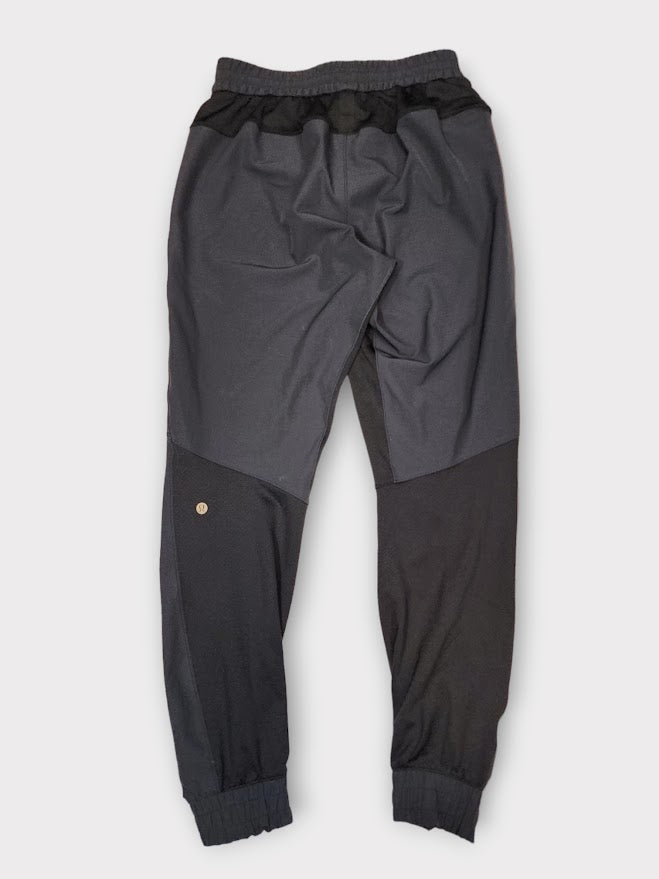 Small - Lululemon License to Train Jogger *29