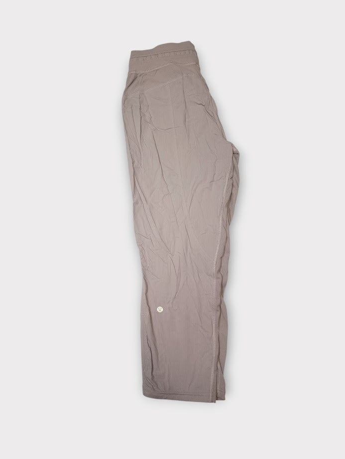 Size 8 - Lululemon Dance Studio Crop *25