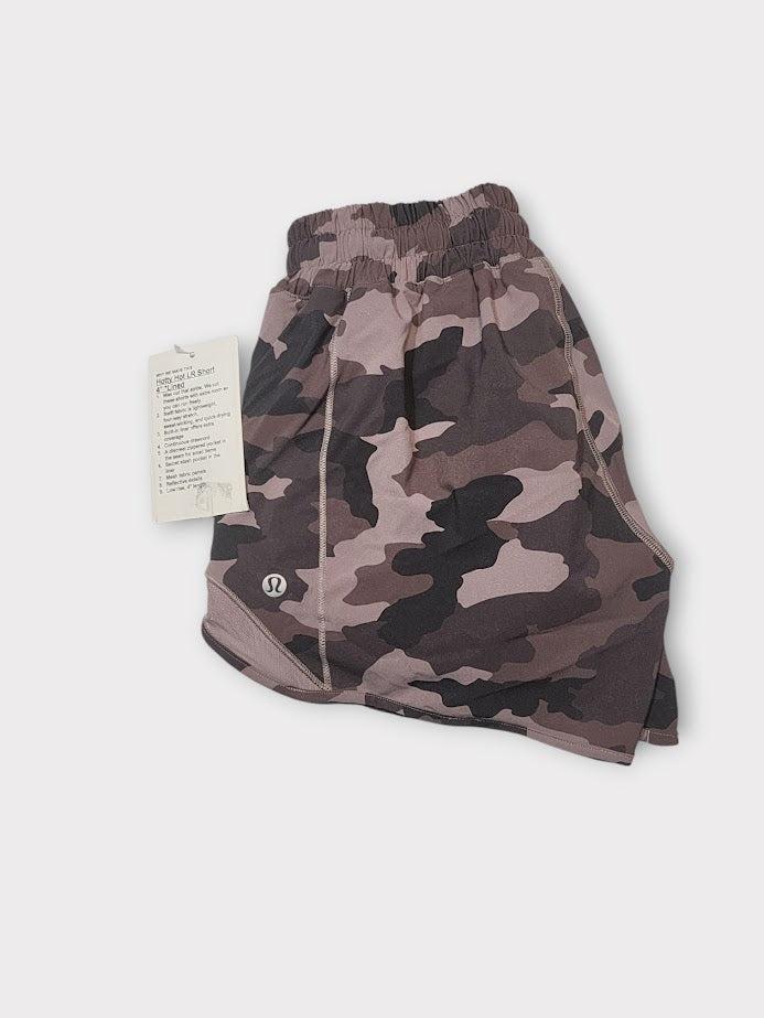 Size 4 - Lululemon Hotty Hot Short II *Long 4*
