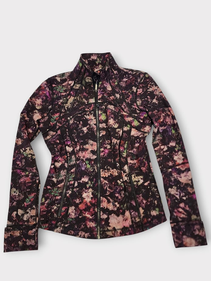Size 8 - Lululemon Define Jacket *Luxtreme