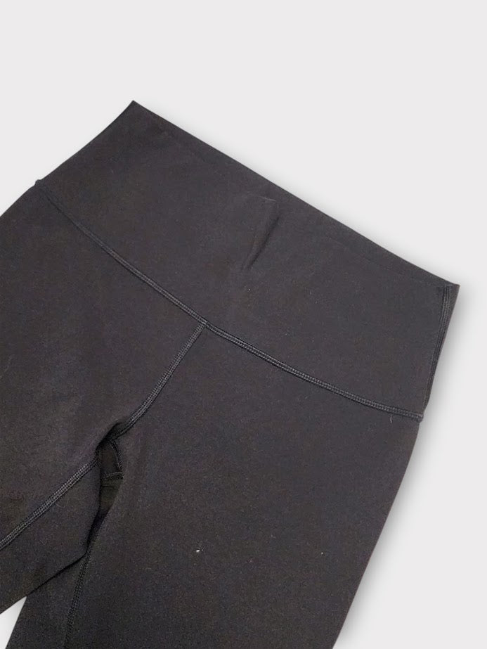 Size 8 - Lululemon Wunder Under Crop (Hi-Rise)