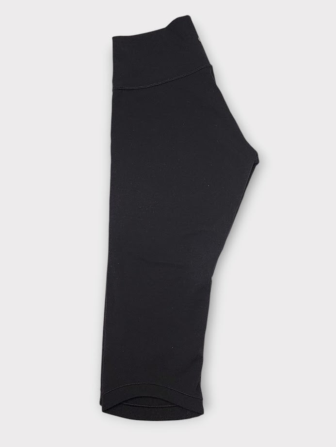 Size 8 - Lululemon Wunder Under Crop (Hi-Rise)