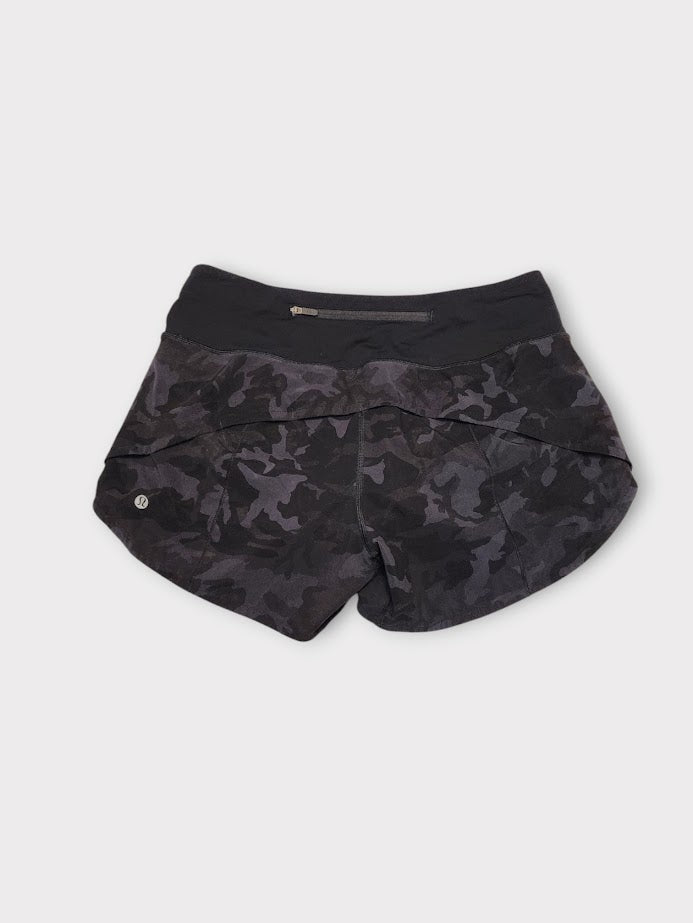Size 6 - Lululemon Speed Up Short Long *4" Updated Fit