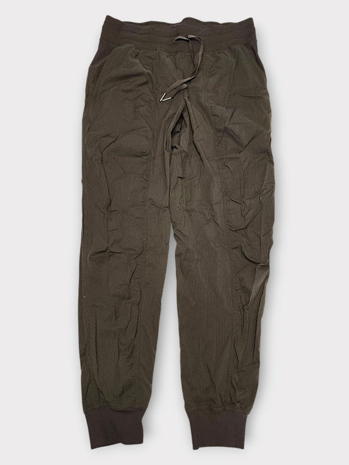 Size 8 - Lululemon Dance Studio Jogger *29
