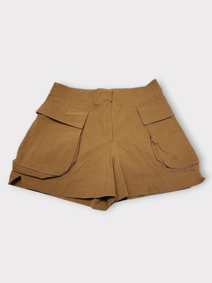 Size 10 - Lululemon Relaxed-Fit Super-High-Rise Cargo Short 4"