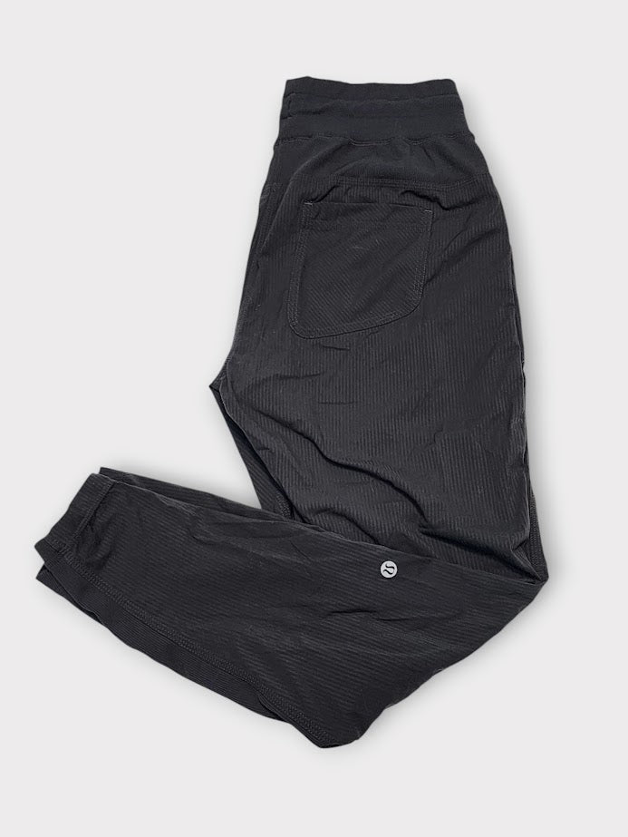 Size 6 - Lululemon Street To Studio Pant II *Unlined 28"