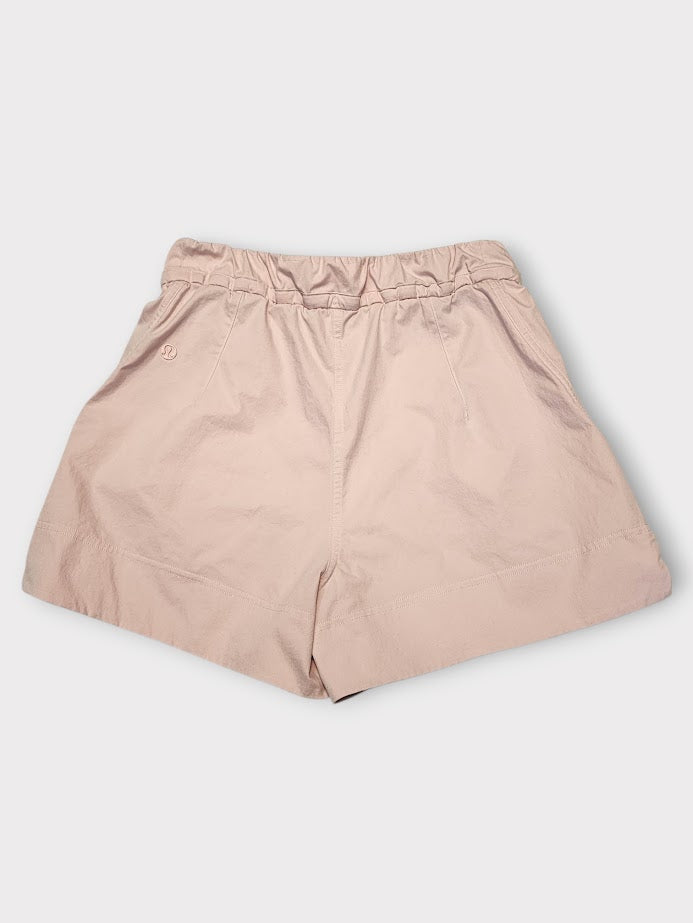 Size XS (4) - Lululemon Cinchable Waist High-Rise Woven Short 3.5"