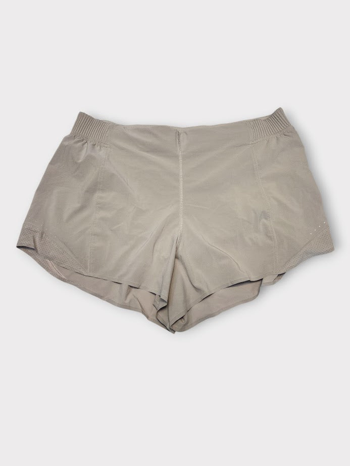 Size 16 - Lululemon Hotty Hot High-Rise Short 4" *Special Edition