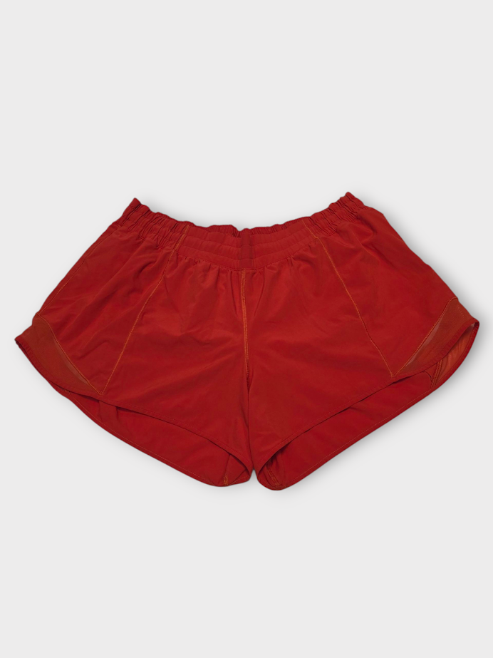 Size 14 - Lululemon Hotty Hot Short II *Long 4"