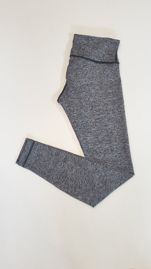 Size 6 - Lululemon Wunder Under Low-Rise Tight