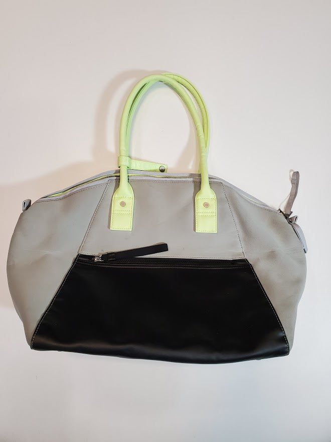 lululemon vinyasa bag Lululemon Vinyasa To Vino Bag *Neoprene – Your Next Gem