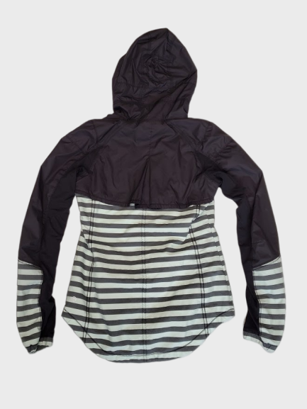 Size 4 - Lululemon Run: Get Up And Glow Jacket *Reflective 360