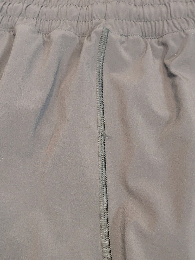 Size 14 - Lululemon Hotty Hot Short II *2.5