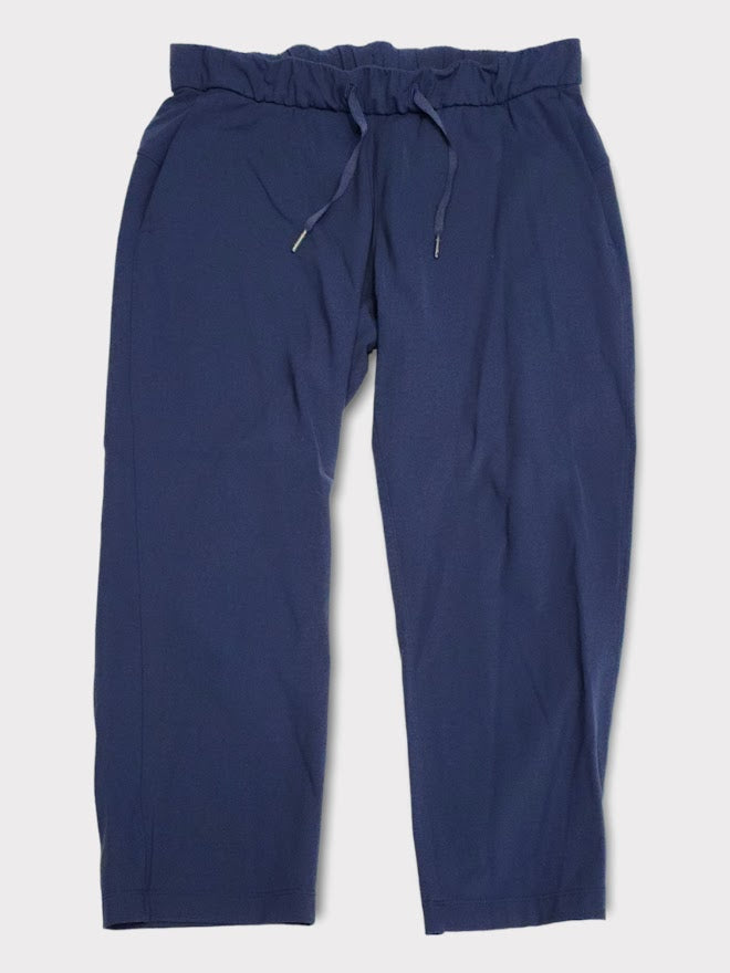 Size 8 - Lululemon On The Fly Crop *23