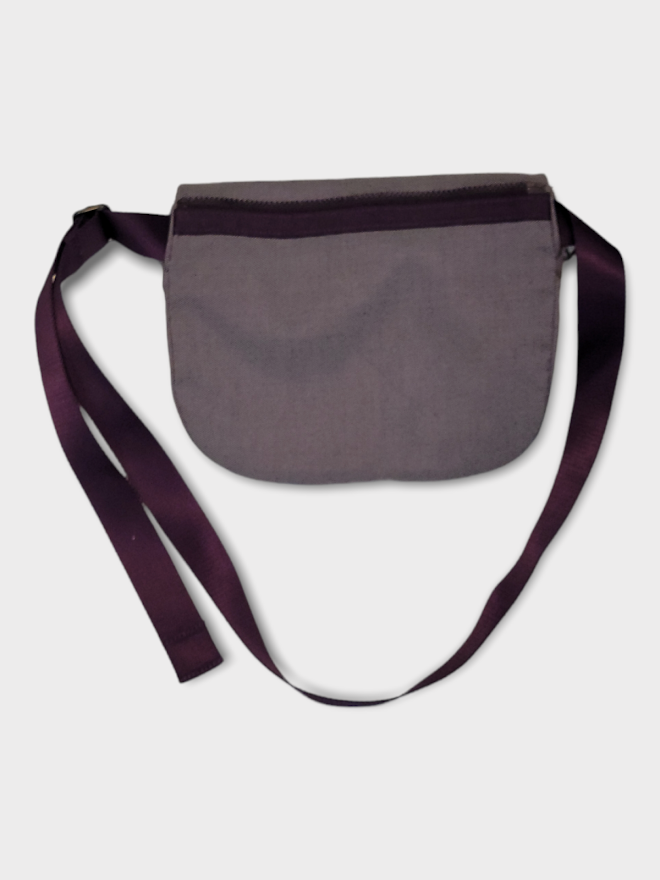 Lululemon All Day Crossbody attachment