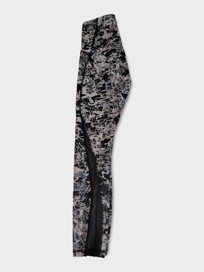 Size 2 - Lululemon Train Times 7/8 Pant (25* high-rise)