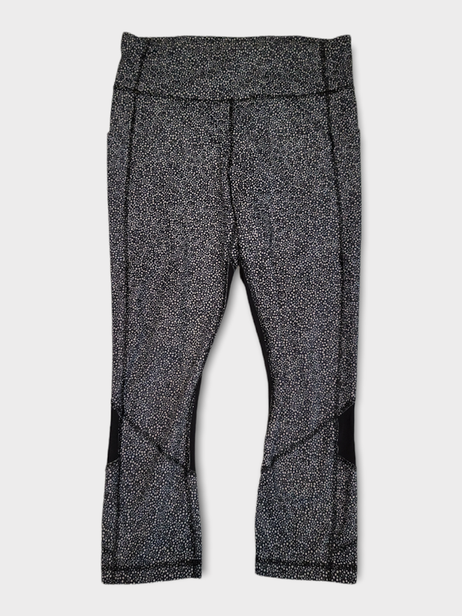 Size 6 - Lululemon Pace Rival Crop