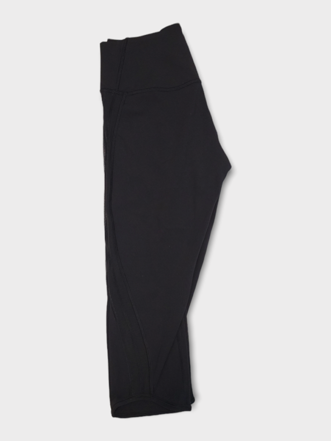 Size 6 - Lululemon Sun Setter Crop (17*)