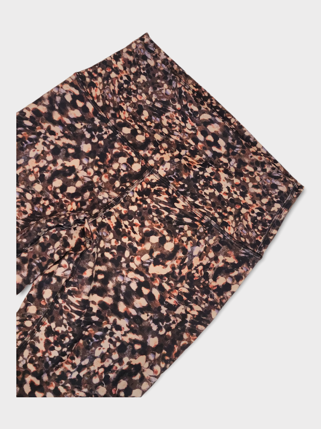 Size 6 - Lululemon Wunder Train High-Rise Crop 21*