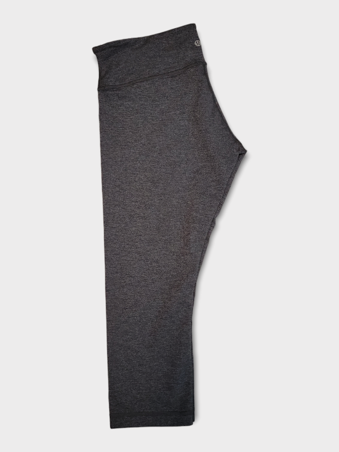 Size 12 - Lululemon Wunder Under Crop III *Luxtreme 21*