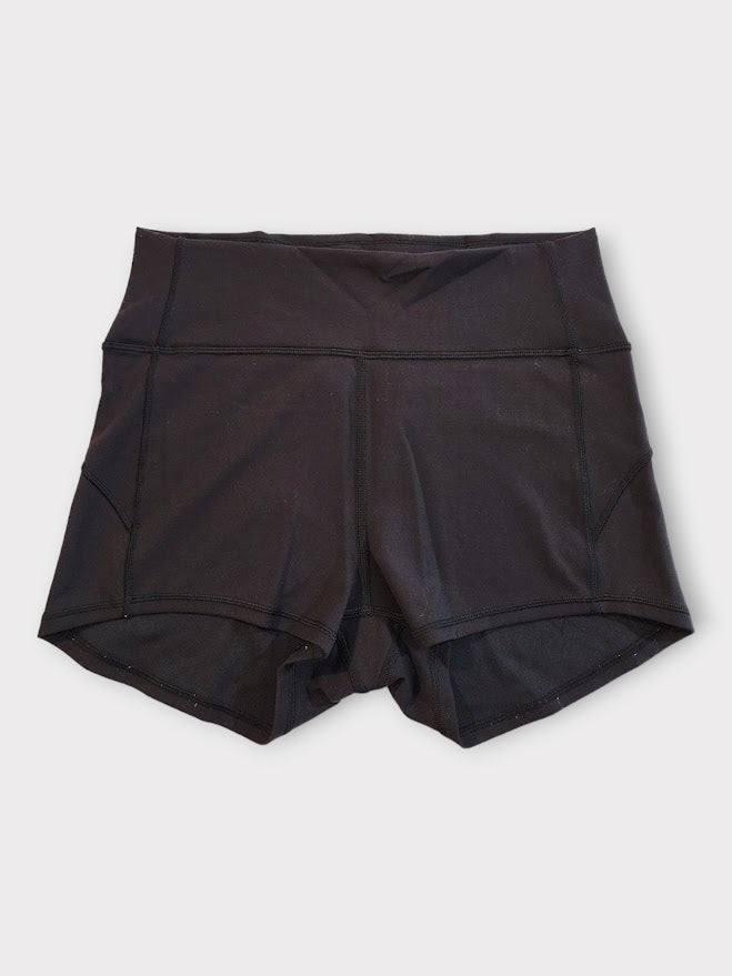 Size 10 - Lululemon In Movement Short *Everlux 2.5*