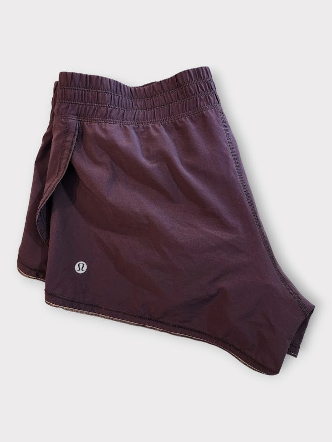 Size 10 - Lululemon Seek The Heat Short II (2.5*)