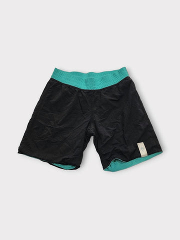 Size 6 - Ivivva basketball shorts *reversible