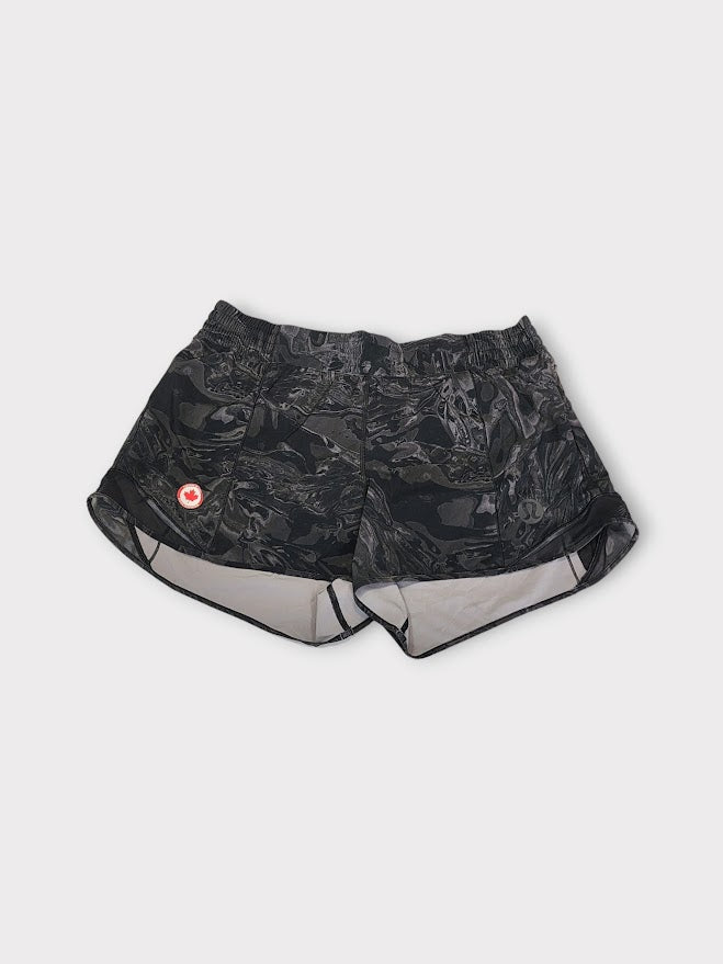 Size 14 - Lululemon Hotty Hot SHorts 4*