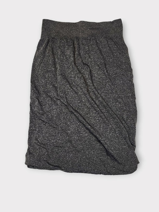 Size 6 - Lululemon Boulevard Bliss Skirt Black / White