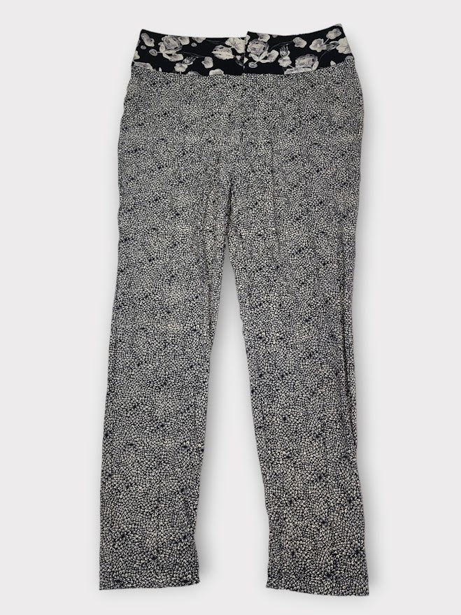 Size 4 - Lululemon Departure Pant