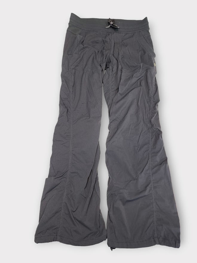 Size 6 - Lululemon Studio Pant III (Regular)