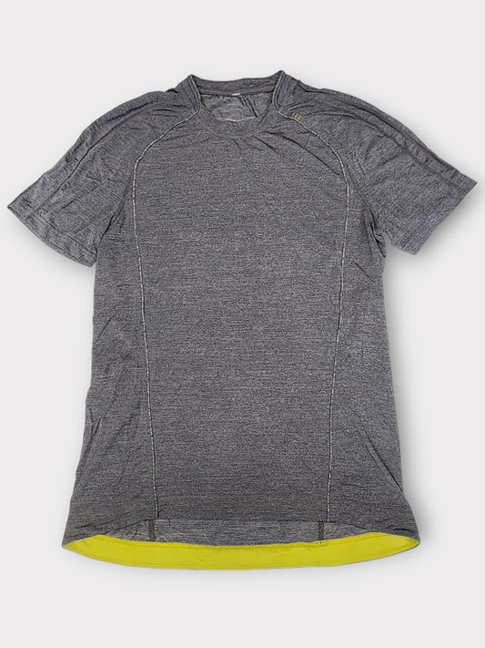 Medium - Lululemon Men's Run Shirt